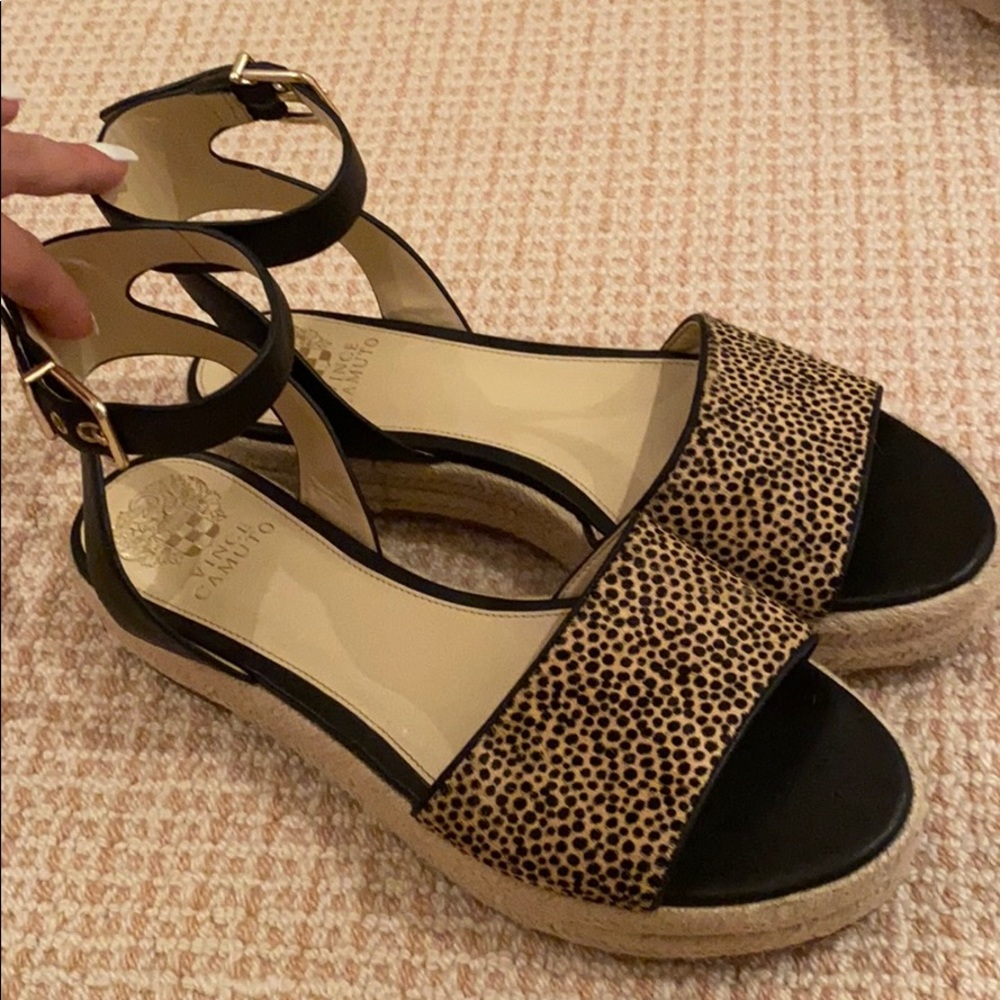 Vince Camuto Cheetah print platform sandals
